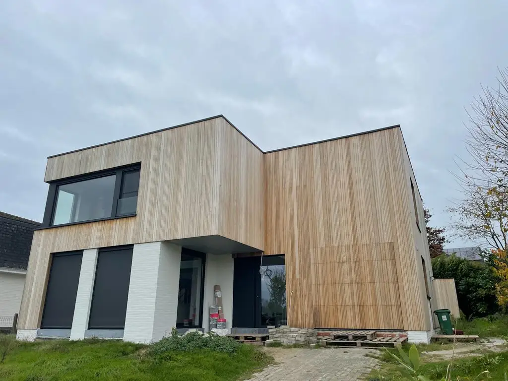 extra verdieping geplaatst op een bungalow.