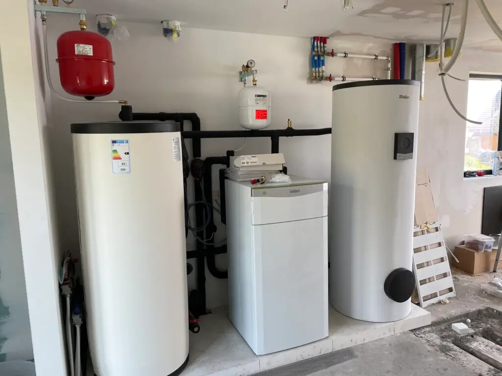Warmtepompinstallatie in de gerenoveerde houtskeletwoning in Merelbeke